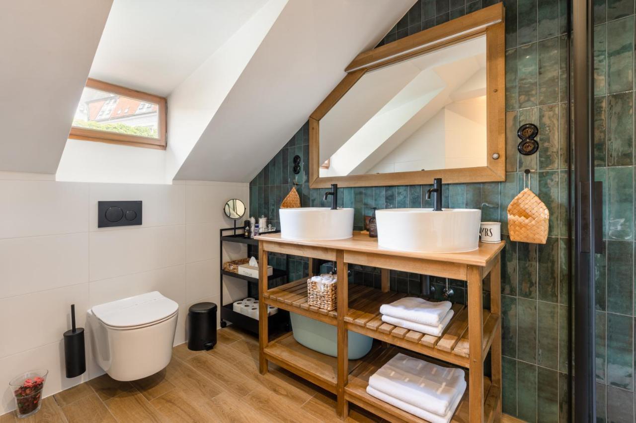 Bohemian Chic 2 Bedroom 2 Bathroom Loft With Hanging Chair Praha Exteriér fotografie