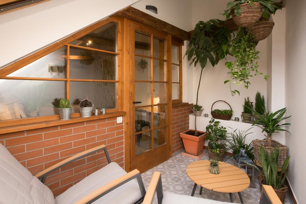 Bohemian Chic 2 Bedroom 2 Bathroom Loft With Hanging Chair Praha Exteriér fotografie