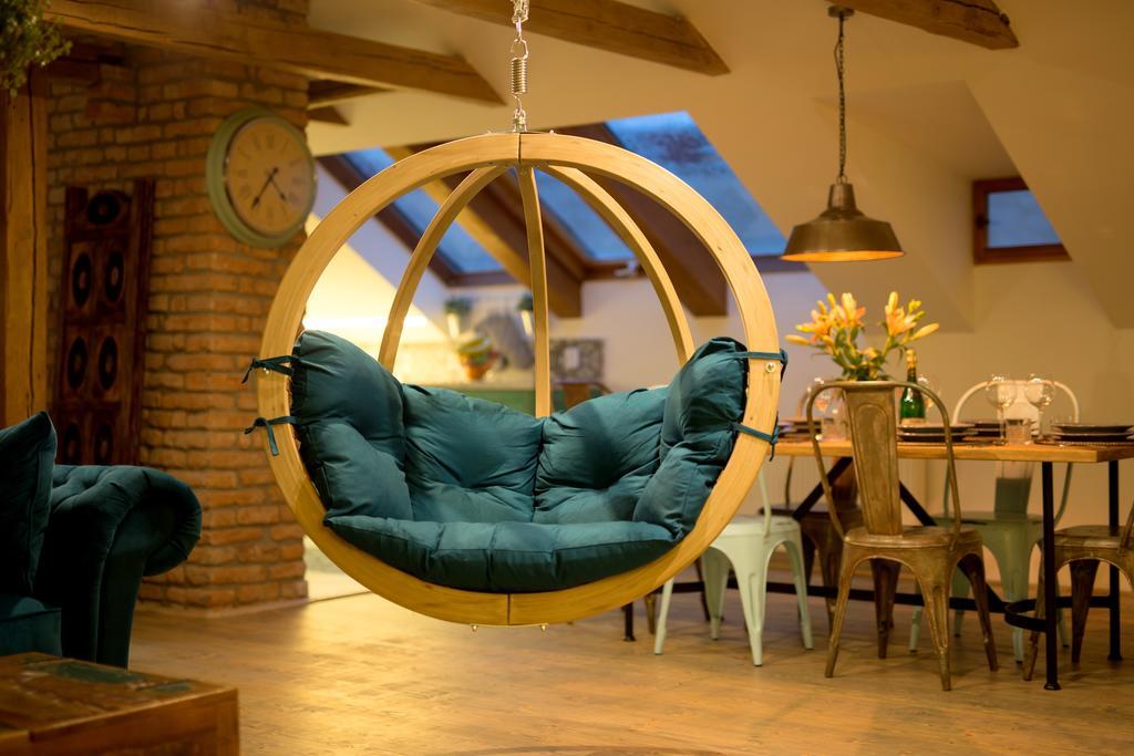 Bohemian Chic 2 Bedroom 2 Bathroom Loft With Hanging Chair Praha Exteriér fotografie