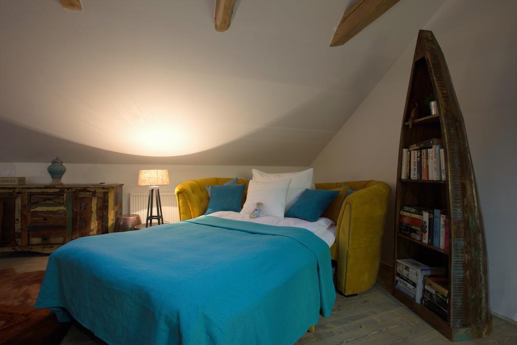 Bohemian Chic 2 Bedroom 2 Bathroom Loft With Hanging Chair Praha Exteriér fotografie