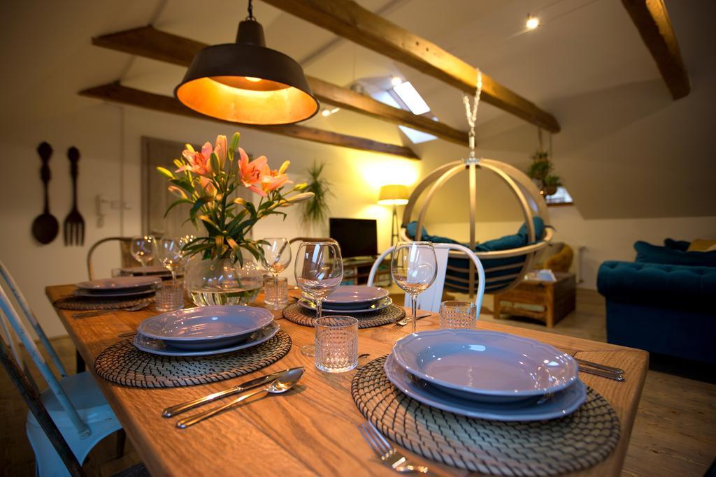 Bohemian Chic 2 Bedroom 2 Bathroom Loft With Hanging Chair Praha Exteriér fotografie
